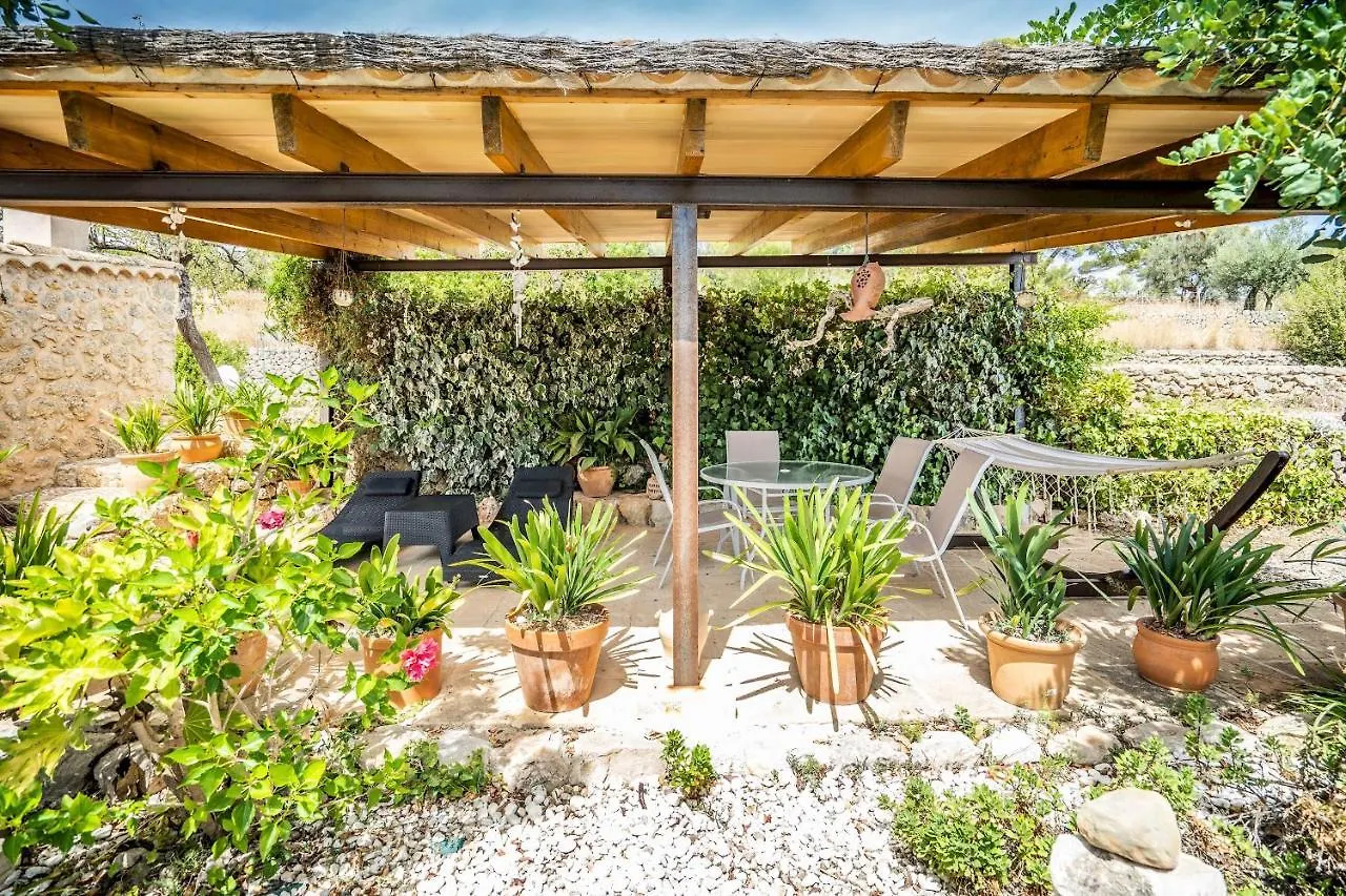 Holiday home Can Pulit - Finca Romantica Para 2 Con Piscina Y Vistas En Selva  Spain